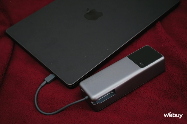 Dùng thử pin dự phòng cao cấp của Xiaomi: Công suất lên tới 165W, dung lượng dù chỉ 10.000mAh nhưng đây mới là điểm "ăn tiền"- Ảnh 9. Dùng thử pin dự phòng cao cấp của Xiaomi: Công suất lên tới 165W, dung lượng dù chỉ 10.000mAh nhưng đây mới là điểm "ăn tiền"- Ảnh 9.