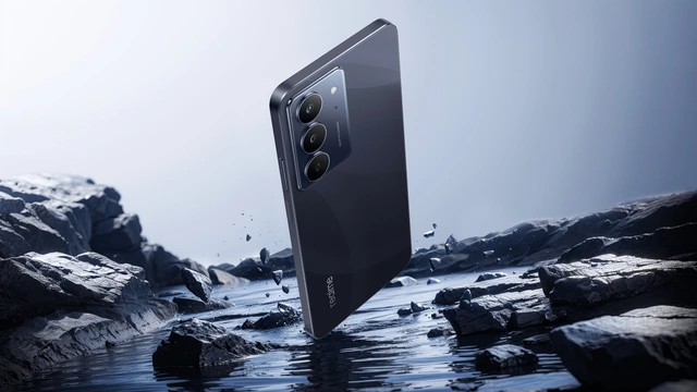 realme ra mắt điện thoại siêu bền bỉ, pin khủng 5.600mAh, giá chính hãng chỉ hơn 4 triệu đồng- Ảnh 3. realme ra mắt điện thoại siêu bền bỉ, pin khủng 5.600mAh, giá chính hãng chỉ hơn 4 triệu đồng- Ảnh 3.