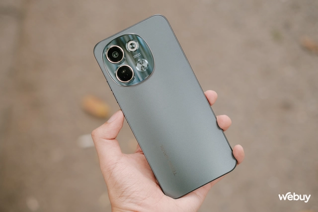 Trên tay điện thoại 5G giá rẻ ai cũng mua được: Thiết kế đẹp, màn hình 120Hz, camera 108MP kèm pin 5.000mAh, giá chính hãng chỉ hơn 3 triệu đồng- Ảnh 3. Trên tay điện thoại 5G giá rẻ ai cũng mua được: Thiết kế đẹp, màn hình 120Hz, camera 108MP kèm pin 5.000mAh, giá chính hãng chỉ hơn 3 triệu đồng- Ảnh 3.