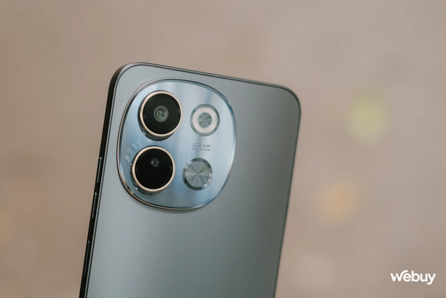 Trên tay điện thoại 5G giá rẻ ai cũng mua được: Thiết kế đẹp, màn hình 120Hz, camera 108MP kèm pin 5.000mAh, giá chính hãng chỉ hơn 3 triệu đồng- Ảnh 10. Trên tay điện thoại 5G giá rẻ ai cũng mua được: Thiết kế đẹp, màn hình 120Hz, camera 108MP kèm pin 5.000mAh, giá chính hãng chỉ hơn 3 triệu đồng- Ảnh 10.