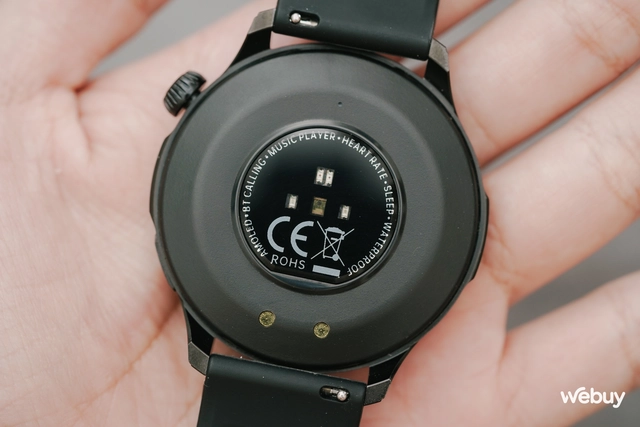 Smartwatch thương hiệu Việt giá chưa tới một triệu đồng: Thiết kế cao cấp, màn hình sáng đẹp, có gọi điện Zalo/Messenger, pin 5 ngày- Ảnh 26. Smartwatch thương hiệu Việt giá chưa tới một triệu đồng: Thiết kế cao cấp, màn hình sáng đẹp, có gọi điện Zalo/Messenger, pin 5 ngày- Ảnh 26.