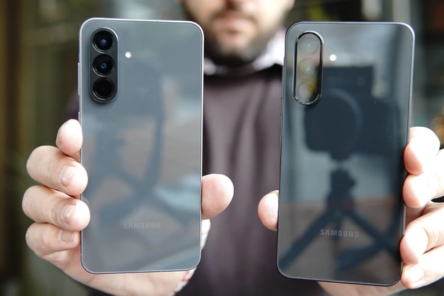 Trên tay Galaxy A36 và A56: Thiết kế cao cấp, có "Galaxy AI", lần đầu có sạc nhanh 45W, giá liệu có rẻ?- Ảnh 17. Trên tay Galaxy A36 và A56: Thiết kế cao cấp, có "Galaxy AI", lần đầu có sạc nhanh 45W, giá liệu có rẻ?- Ảnh 17.