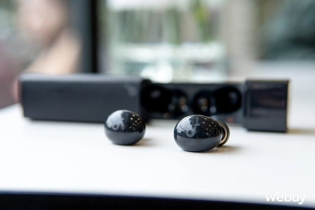 Đánh giá Anker Soundcore A30i: Ăn điểm vì siêu nhỏ gọn, đeo không cấn tai, còn lại... quá bình thường- Ảnh 1. Đánh giá Anker Soundcore A30i: Ăn điểm vì siêu nhỏ gọn, đeo không cấn tai, còn lại... quá bình thường- Ảnh 1.
