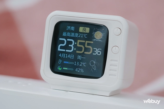 Độc lạ: TV bỏ túi kiêm luôn... củ sạc, có cả Wi-Fi, giá chỉ vài trăm ngàn đồng- Ảnh 8. Độc lạ: TV bỏ túi kiêm luôn... củ sạc, có cả Wi-Fi, giá chỉ vài trăm ngàn đồng- Ảnh 8.