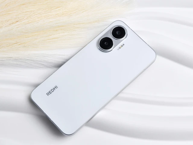 Ngắm kỹ điện thoại mới của Xiaomi: Pin khủng 7.550mAh Ngắm kỹ điện thoại mới của Xiaomi: Pin khủng 7.550mAh