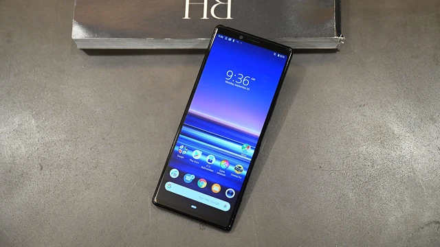 Chỉ 1.3 triệu mua được điện thoại Sony màn OLED 4K, cấu hình "ngon" nhưng pin quá yếu, camera chuẩn máy ảnh Alpha vẫn bị chê- Ảnh 1. Chỉ 1.3 triệu mua được điện thoại Sony màn OLED 4K, cấu hình "ngon" nhưng pin quá yếu, camera chuẩn máy ảnh Alpha vẫn bị chê- Ảnh 1.