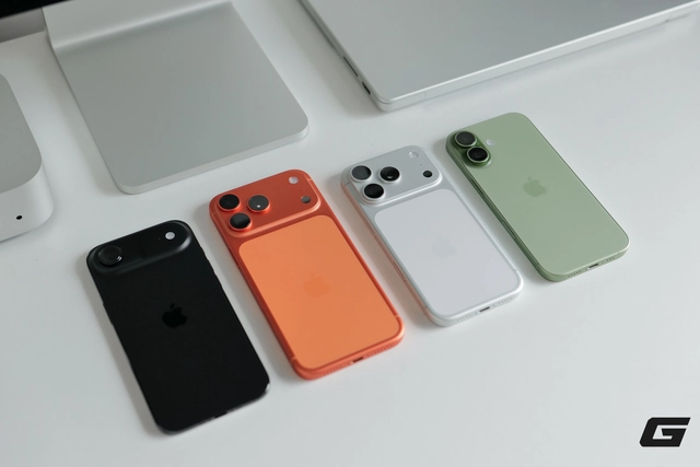 Bị chê "2025 pin vẫn chỉ 4-5000 mAh", iPhone 17 hạ gục nhiều điện thoại Android trên 6000 mAh- Ảnh 1. Bị chê "2025 pin vẫn chỉ 4-5000 mAh", iPhone 17 hạ gục nhiều điện thoại Android trên 6000 mAh- Ảnh 1.