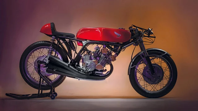 Hai chiếc xe máy 'siêu phẩm' của Honda lăm le xô đổ kỷ lục đấu giá triệu đô - Ảnh 3.