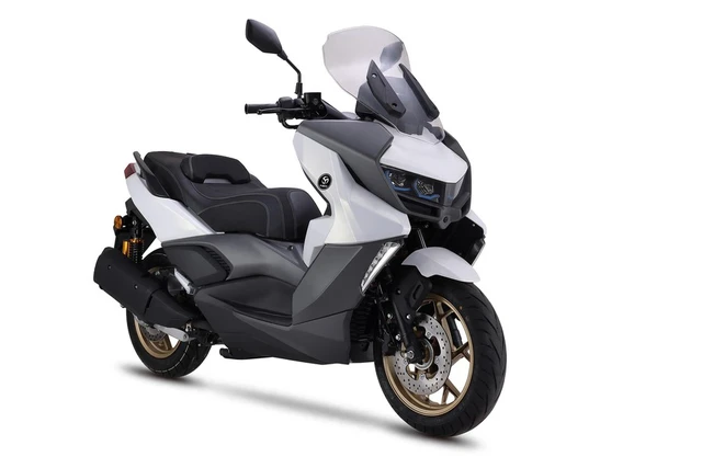 Yiben GT300 2026 lộ diện: Mẫu xe tay ga "biết nghe lời", chiều lòng nữ biker - Ảnh 1.