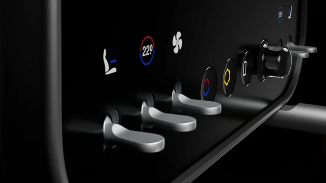 Cú bắt tay lịch sử: "Phù thủy thiết kế của Apple" Jony Ive chính thức thổi hồn vào nội thất siêu xe điện Ferrari Luce - Ảnh 3.