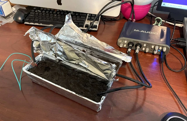 Giới sành âm thanh ngã ngửa vì không thể phân biệt được cáp đắt tiền và một quả chuối xanh - Ảnh 3.