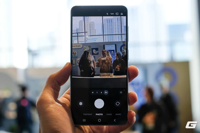 Galaxy S26 Ultra khác gì S25 Ultra? Vẫn pin 5.000 mAh nhưng sạc 60W, màn hình chống nhìn trộm, camera nâng cấp và AI "agent" - Ảnh 4.