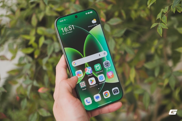 Điện thoại nhỏ gọn đáng mua nhất của Xiaomi: Thiết kế cao cấp, chip khoẻ, pin lớn nhất, cầm lên là chỉ muốn dùng luôn - Ảnh 11.