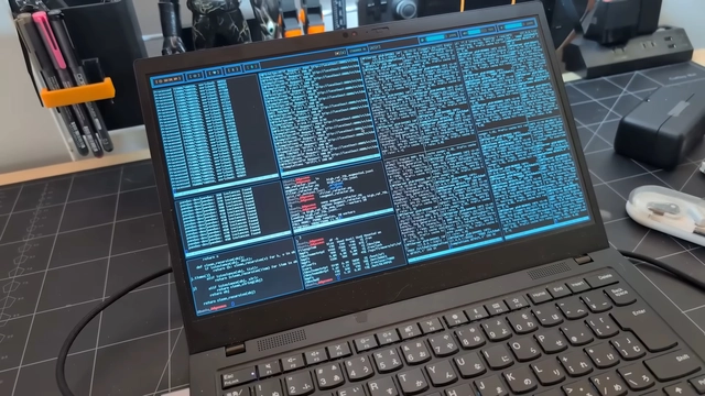 YouTuber PewDiePie tự train AI, tuyên bố vượt GPT-4 nhưng lại "quay xe" vì lý do ngớ ngẩn - Ảnh 1.