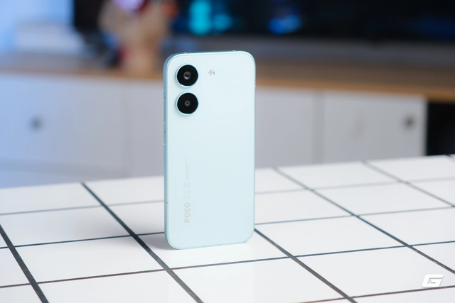 POCO X8 Pro: Khi chiếc điện thoại giá hơn 7 triệu đồng khiến bạn quên mất mình không cầm flagship - Ảnh 1.