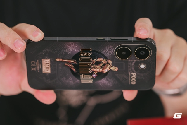 Mở hộp điện thoại Iron Man của Xiaomi - Ảnh 20.