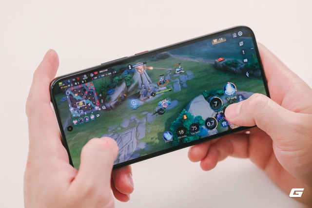 Trên tay điện thoại Xiaomi "Pro Max" pin 8500mAh đầu tiên bán chính hãng tại Việt Nam - Ảnh 11.