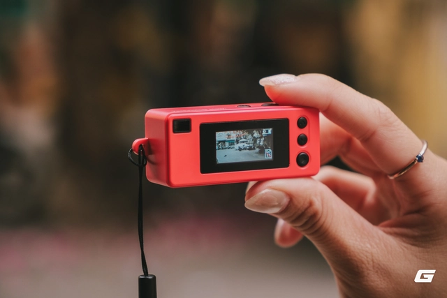 Máy ảnh bé bằng ngón tay cái giá 300.000 đồng - chụp ra ảnh thế nào mà giới trẻ 'phát cuồng - Ảnh 8.