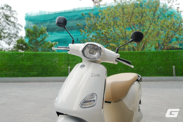 Trải nghiệm Yadea Osta H+: Xe 50cc nhưng nhiều công nghệ xịn, có màn hình chỉ đường, mở khóa từ xa, giá sale dưới 25 triệu - Ảnh 8.