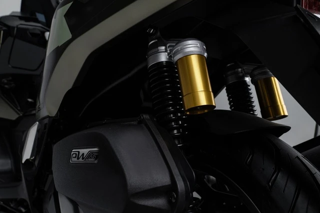 Honda NWG150 gây sốt với loạt công nghệ hiếm thấy, nhưng về Việt Nam có đủ sức đấu Air Blade và NVX? - Ảnh 2.