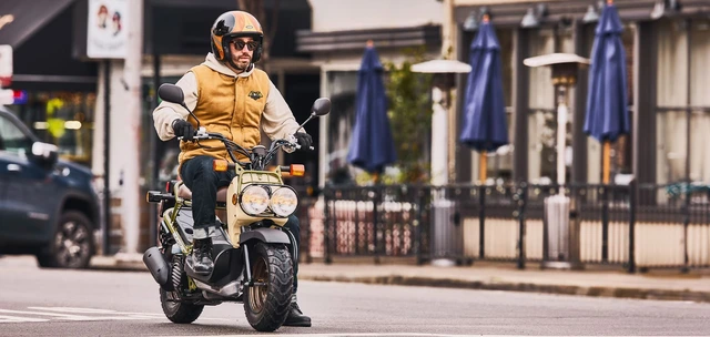 Honda bất ngờ hồi sinh mẫu xe tay ga huyền thoại Honda Zoomer với mức giá chưa tới 80 triệu đồng - Ảnh 3.