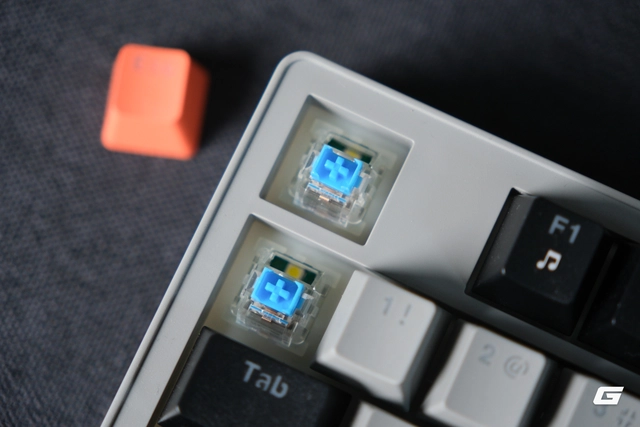 Bàn phím cơ giá 590.000 đồng có knob xoay và LED RGB - Ảnh 6.