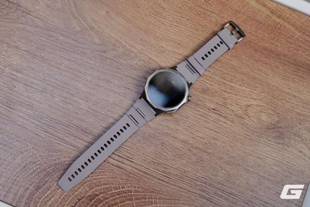 Dùng thử OPPO Watch X3: 2 tuần mới sạc lại 1 lần, vỏ titan đẹp, nhẹ, tính năng sức khỏe chuyên sâu nhưng mức giá là rào cản lớn nhất - Ảnh 2.
