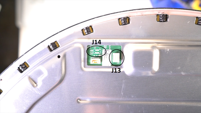 Mổ bụng chảo vệ tinh Đĩa Thị Mặt Mẹt của Starlink: to&agrave;n l&agrave; chip do SpaceX tự sản xuất, c&oacute; d&agrave;n ăng-ten t&iacute; hon hướng l&ecirc;n trời tự động d&ograve; vệ tinh để bắt s&oacute;ng - Ảnh 18.