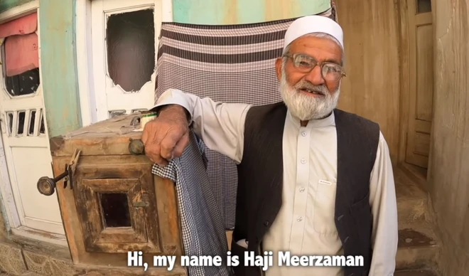 Đ&acirc;y l&agrave; chiếc m&aacute;y ảnh 100 năm tuổi của nhiếp ảnh gia ch&acirc;n dung người Afghanistan - Ảnh 2.