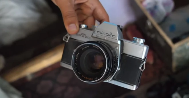 Đ&acirc;y l&agrave; chiếc m&aacute;y ảnh 100 năm tuổi của nhiếp ảnh gia ch&acirc;n dung người Afghanistan - Ảnh 5.