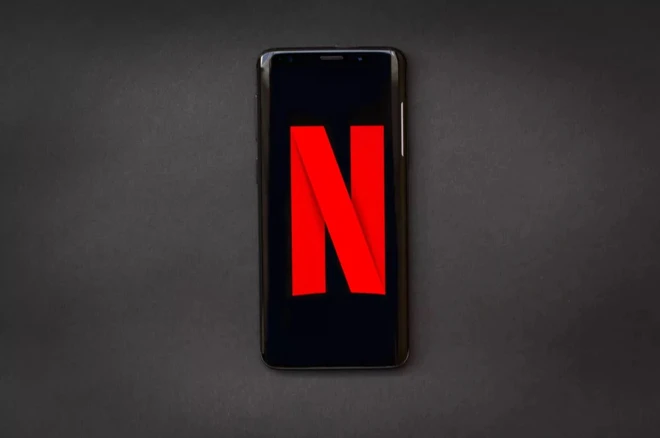 Samsung hợp t&aacute;c với Netflix đem tới cho người d&ugrave;ng Galaxy nhiều nội dung mới - Ảnh 1.