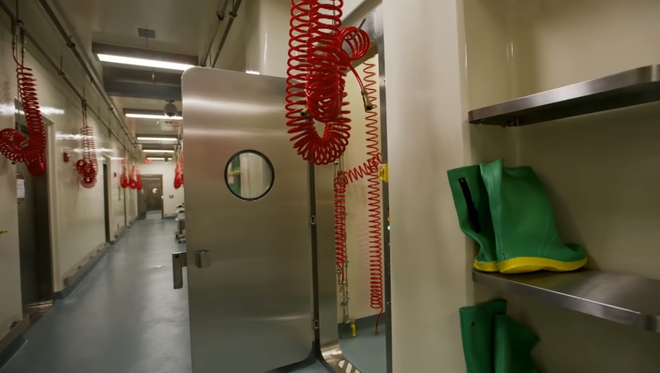 B&ecirc;n trong ph&ograve;ng th&iacute; nghiệm an to&agrave;n sinh học BSL-4: Nơi virus kh&ocirc;ng thể n&agrave;o tho&aacute;t ra ngo&agrave;i - Ảnh 13.