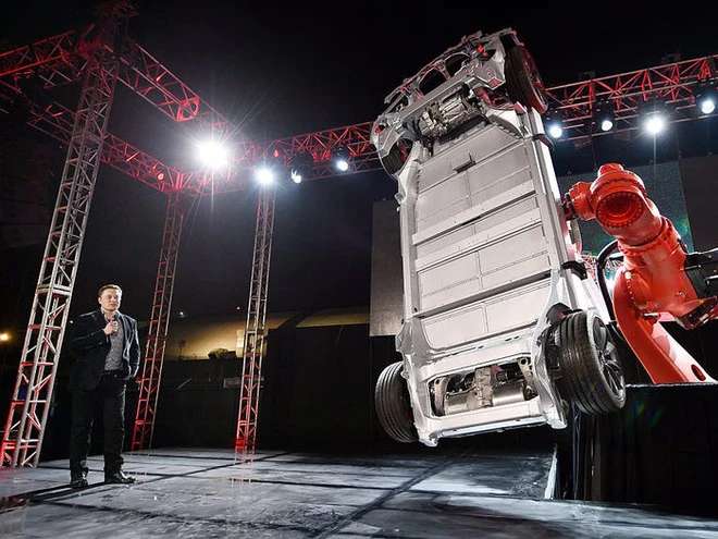 Một ng&agrave;y l&agrave;m việc của tỷ ph&uacute; Elon Musk diễn ra như thế n&agrave;o? - Ảnh 17.