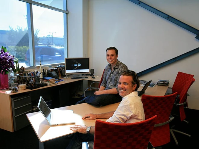 Một ng&agrave;y l&agrave;m việc của tỷ ph&uacute; Elon Musk diễn ra như thế n&agrave;o? - Ảnh 19.