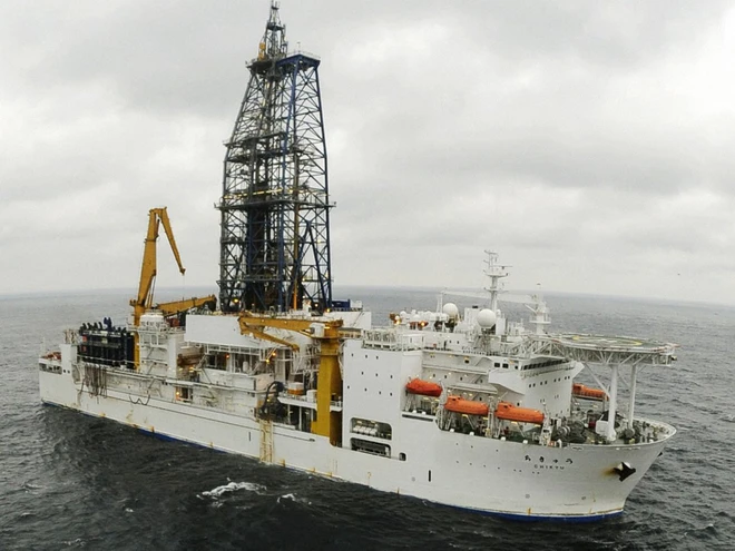 Những chiếc hố khoan s&acirc;u nhất thế giới, c&ugrave;ng cuộc đua v&agrave;o s&acirc;u trong l&ograve;ng đất giữa c&aacute;c quốc gia - Ảnh 10.