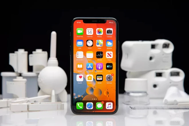 Ch&iacute;nh s&aacute;ch ủy quyền sửa chữa của Apple tệ đến mức rất nhiều cửa h&agrave;ng kh&ocirc;ng d&aacute;m k&yacute; kết - Ảnh 1.