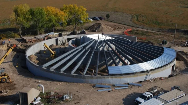 Tr&aacute;nh Covid-19, giới tỉ ph&uacute; đổ x&ocirc; đi mua căn hộ tr&uacute; ẩn triệu đ&ocirc; trong l&ograve;ng đất, được cải tạo từ hầm t&ecirc;n lửa hạt nh&acirc;n - Ảnh 1.