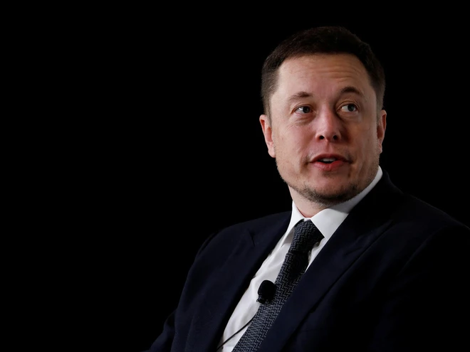 Sau khi tỏ ra coi thường dịch bệnh Covid-19, tỷ ph&uacute; Elon Musk bất ngờ thay đổi - Ảnh 1.