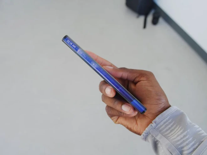 Si&ecirc;u phẩm Mi Mix Alpha với m&agrave;n h&igrave;nh bao quanh m&aacute;y lộ diện ho&agrave;n to&agrave;n tr&ecirc;n k&ecirc;nh YouTube uy t&iacute;n hơn 10 triệu subs - Ảnh 7.