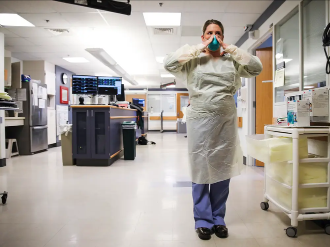 Nước Mỹ kh&ocirc;ng thể x&eacute;t nghiệm Covid-19 cho đại đa số người d&acirc;n, giới si&ecirc;u gi&agrave;u t&igrave;m tới b&aacute;c sĩ tư để được chẩn đo&aacute;n - Ảnh 2.