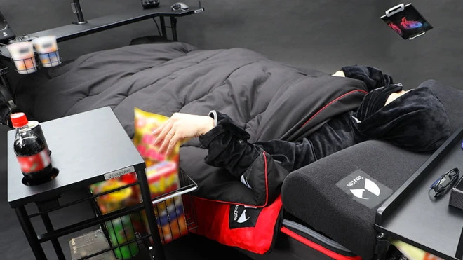 C&ocirc;ng ty Nhật Bản ra mắt mẫu giường gaming độc đ&aacute;o gi&uacute;p người d&ugrave;ng vừa nằm vừa c&agrave;y game thoải m&aacute;i, gi&aacute; từ 7 triệu đồng - Ảnh 6.