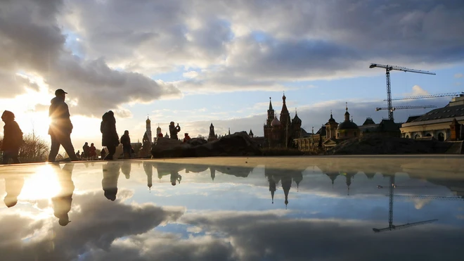 Nước Nga năm nay kh&ocirc;ng c&oacute; m&ugrave;a đ&ocirc;ng - Ảnh 1.