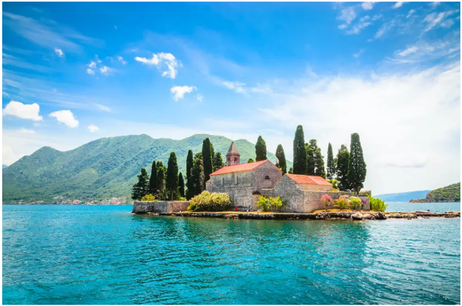 21 bức ảnh ngoạn mục về c&aacute;c địa điểm t&ocirc;n gi&aacute;o biệt lập bậc nhất thế giới - Ảnh 12.