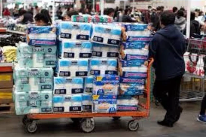 Chết cười với những meme về Covid-19 do fan tự chế từ ch&iacute;nh những series phim họ đang c&agrave;y dở - Ảnh 4.