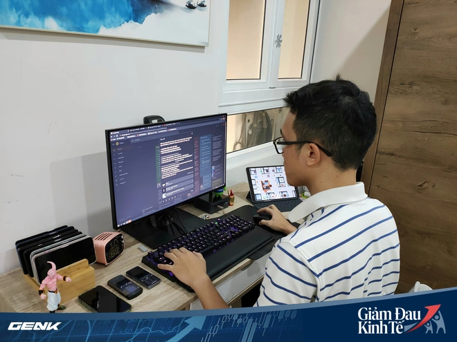 Vlogger Vinh Vật Vờ trong m&ugrave;a dịch Covid-19: đ&uacute;ng l&agrave; d&acirc;n mạng ở nh&agrave; sẽ xem video nhiều, nhưng họ kh&ocirc;ng xem video c&ocirc;ng nghệ - Ảnh 3.