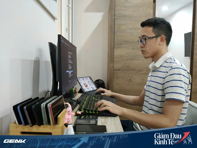 Vlogger Vinh Vật Vờ trong m&ugrave;a dịch Covid-19: đ&uacute;ng l&agrave; d&acirc;n mạng ở nh&agrave; sẽ xem video nhiều, nhưng họ kh&ocirc;ng xem video c&ocirc;ng nghệ - Ảnh 2.