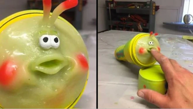 Anh họa sĩ tự chế đồ chơi nhạy cảm dựa tr&ecirc;n nh&acirc;n vật hoạt h&igrave;nh của Pixar, b&aacute;n đấu gi&aacute; với mức khởi điểm 2000 USD - Ảnh 2.