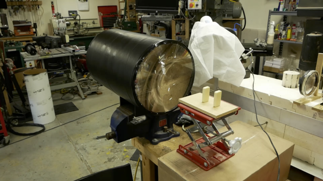 Qu&aacute; đặc biệt: Nhiếp ảnh gia tạo ra ống k&iacute;nh c&oacute; thể nh&igrave;n xuy&ecirc;n vật được chụp - Ảnh 2.