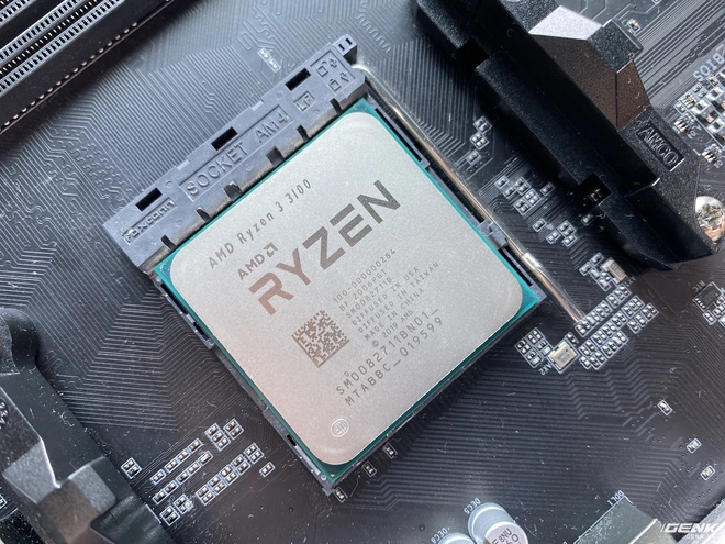 Đ&aacute;nh gi&aacute; Ryzen 3 3100: đ&ograve;n ch&iacute; mạng của AMD d&agrave;nh cho Intel, sẵn s&agrave;ng đối đầu cả CPU gi&aacute; đắt gấp rưỡi của đối thủ - Ảnh 1.