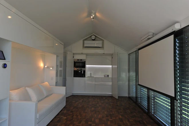 B&ecirc;n trong căn nh&agrave; th&ocirc;ng minh in 3D nhỏ m&agrave; c&oacute; v&otilde;: Đủ c&ocirc;ng nghệ để chống lại cả Covid-19 lẫn đại dịch Zombie - Ảnh 5.